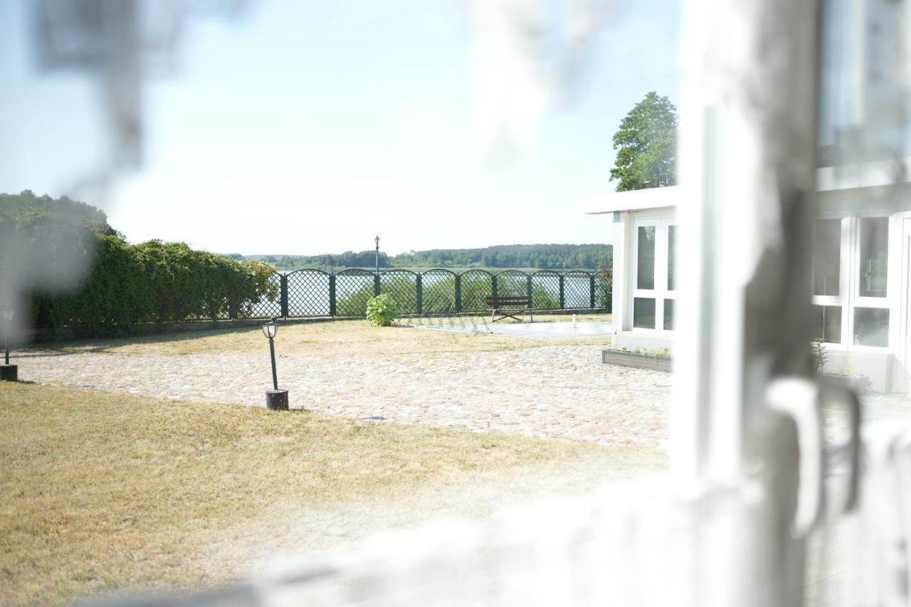 Black Tiger Seaside - Ferienwohnungen Direkt Am See Garden 외부 사진